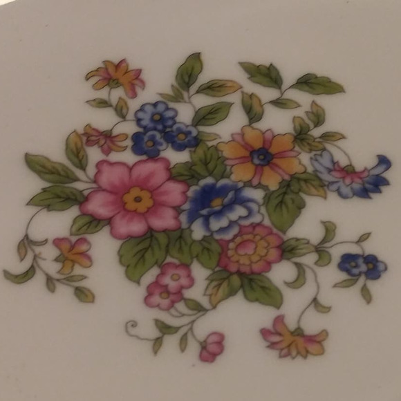 2 Vintage Noritake Oval n Round Serving Bowls in Elysian 10in Gold Trim - Picture 6 of 13